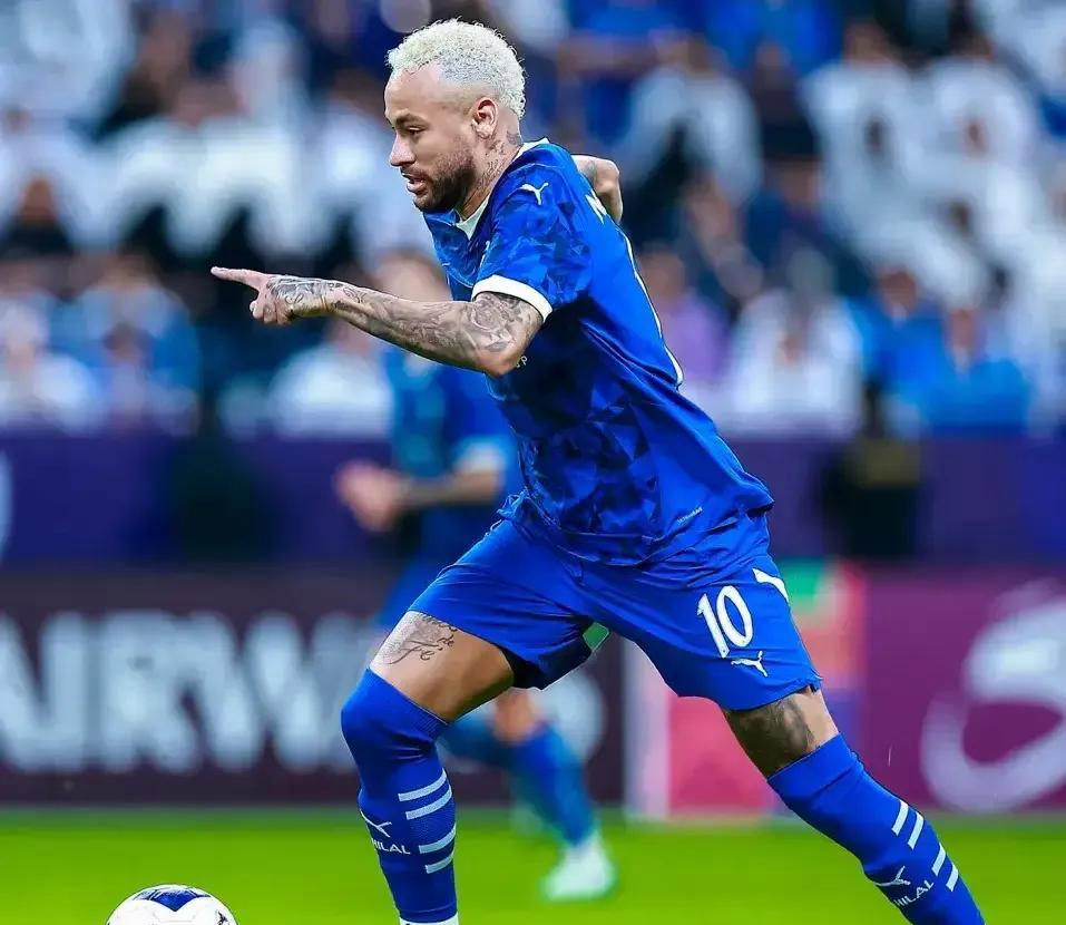 在线视频直播网页版-内马尔重返赛场，刷新纪录首场状态出色，中国队观众沸腾！的简单介绍-在线视频直播网页版